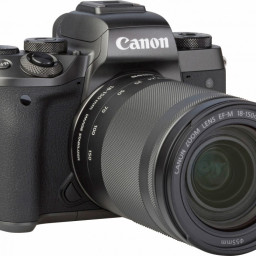Фотоаппарат Canon EOS M5 18–150 IS STM