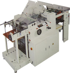 Перфоратор Vektor AP 400 (квадратные отверстия 4 x 4 мм)