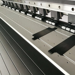 Сольвентный плоттер Esajet SJ-3180TS