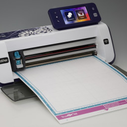 Режущий плоттер Brother CM900 ScanNCut