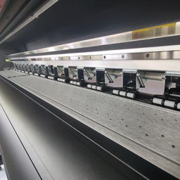 Сольвентный плоттер Esajet SJ-7162TS