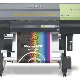 УФ-плоттер Roland VersaUV LEC-330