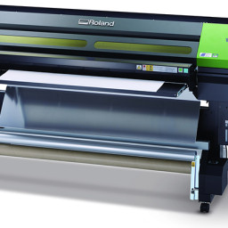 УФ-плоттер Roland VersaUV LEC-540