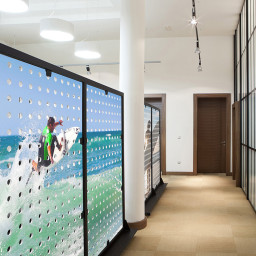 Планшетный УФ-принтер Roland VersaOBJECT EU-1000MF, 6 цветов