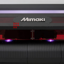Рулонный УФ-плоттер-каттер Mimaki UCJV150-160