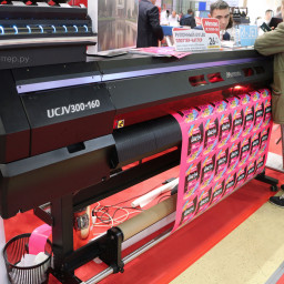 Рулонный УФ-плоттер-каттер Mimaki UCJV300-160