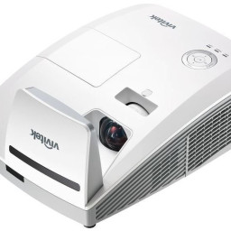 Проектор Vivitek DH772UST