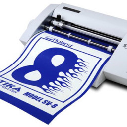 Режущий плоттер Roland STIKA SV-8