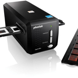 Сканер Plustek OpticFilm 8200i SE