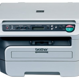 МФУ Brother DCP-7032R