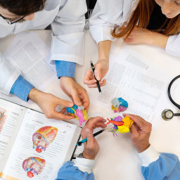 3D-принтер Stratasys J5 MediJet