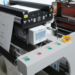 Комбинированная линия финишной обработки этикетки Polly M330 Plus