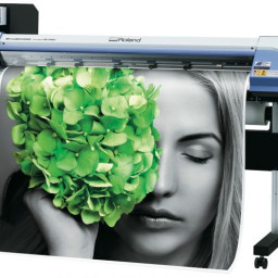 Сольвентный плоттер-каттер Roland VersaCAMM VS-640i