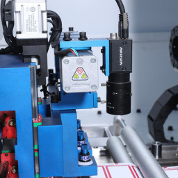 Станок плоттерной высечки этикетки Polly DGi-330