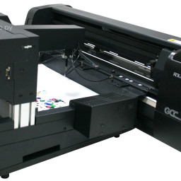 Автоматическая режущая система GCC (плоттер GCC RX II-61 + GCC автоподатчик AFR-24S)