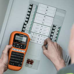 Термопринтер Brother PTE-110VP Promo