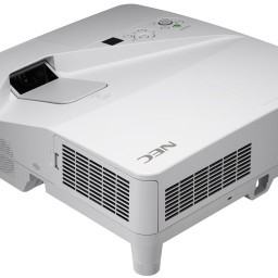 Проектор NEC UM361X + настенное крепление