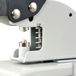 Дырокол Warrior 33100