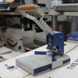 Обрезчик углов AD-1