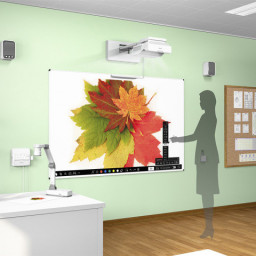 Проектор Epson EB-735Fi