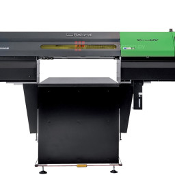 УФ-плоттер Roland VersaUV LEC-330S-F200